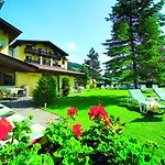 Hotell Alpenresidenz Adler