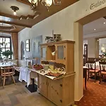 Hotell Alpenresidenz Adler Kirchberg in Tirol