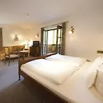 Hotell Alpenresidenz Adler 4*