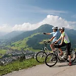 Hotell Alpenresidenz Adler 4*